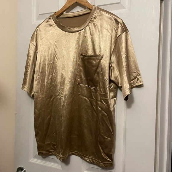 SHEIN Other - SHEIN Gold Metallic Short Sleeve Pocket Tee